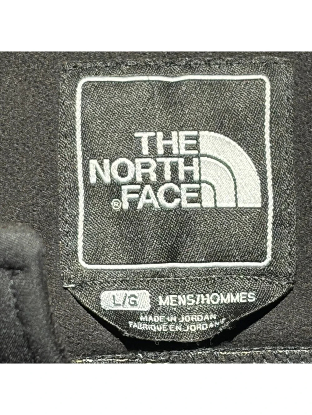 The North Face Men’s Large Black Softshell Jacket Full Zip Outdoor Windproof